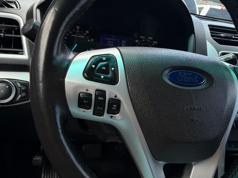Ford Explorer XLT 4WD 2013