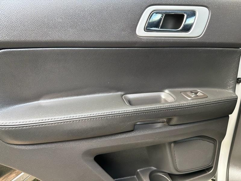 Ford Explorer XLT 4WD 2013