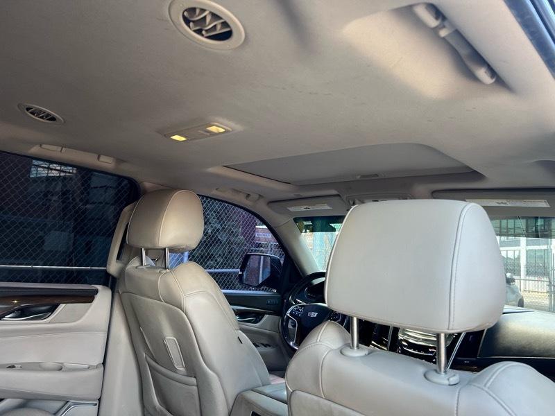 Cadillac Escalade ESV Luxury 4WD 2018