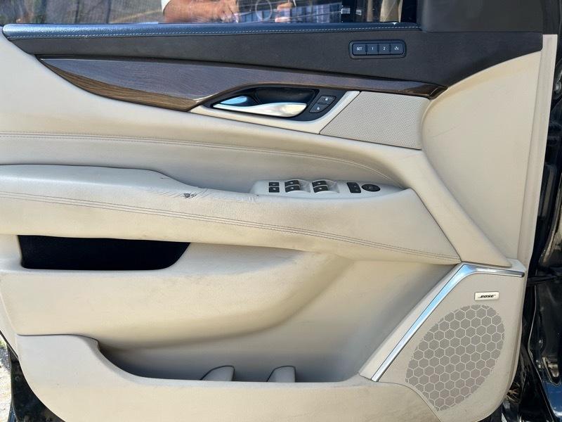 Cadillac Escalade ESV Luxury 4WD 2018