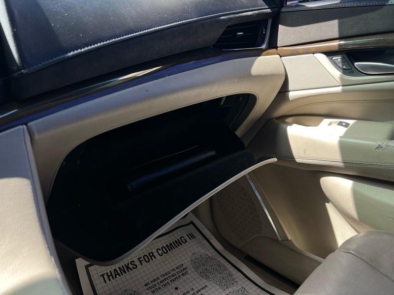 Cadillac Escalade ESV Luxury 4WD 2018