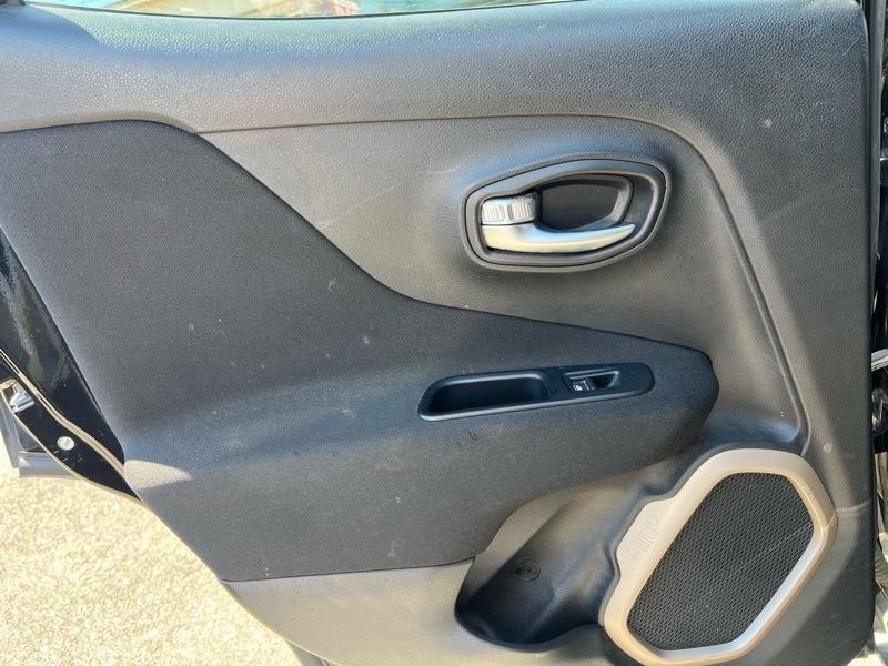Jeep Renegade Latitude 4WD 2016