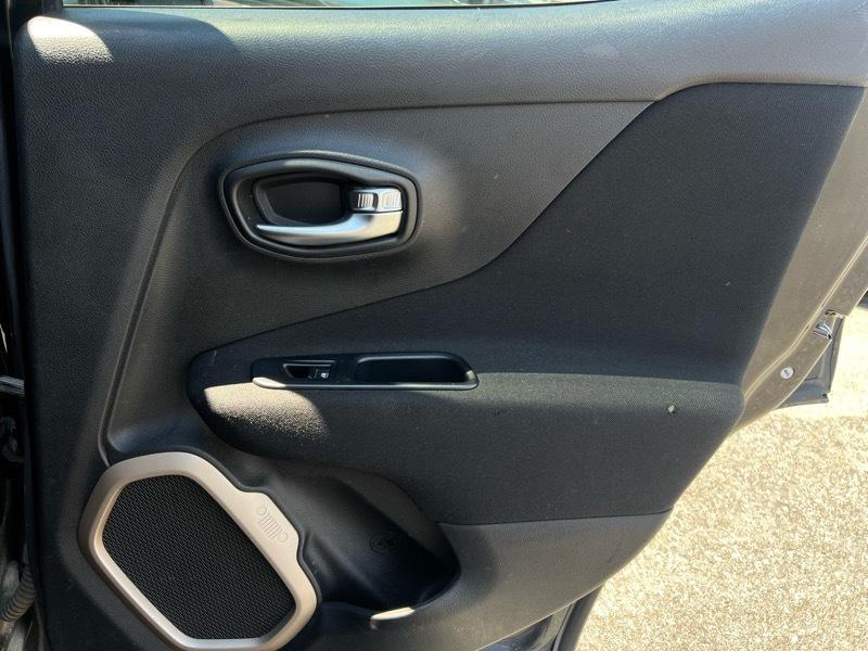 Jeep Renegade Latitude 4WD 2016