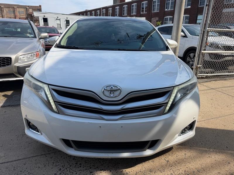 Toyota Venza LE V6 AWD 2014