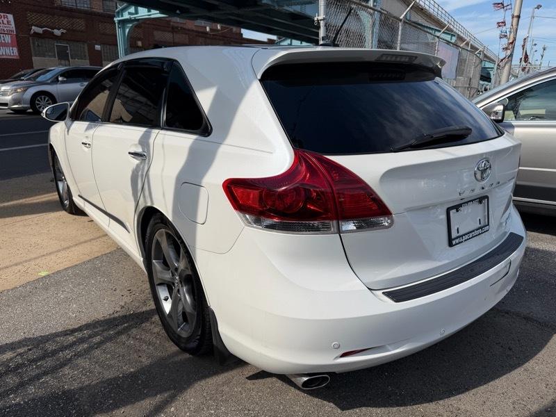 Toyota Venza LE V6 AWD 2014