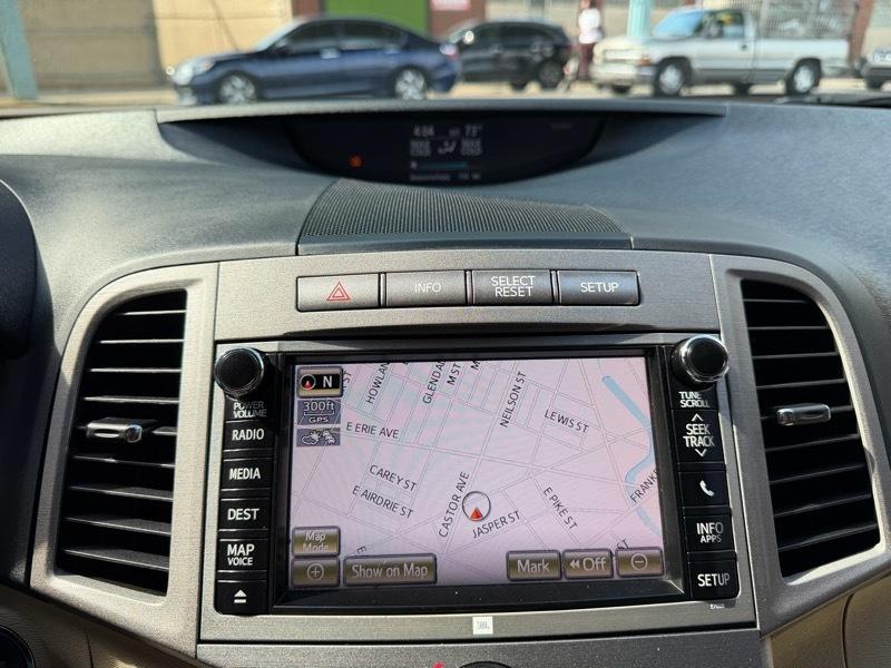 Toyota Venza LE V6 AWD 2014