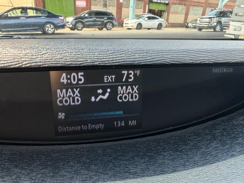 Toyota Venza LE V6 AWD 2014