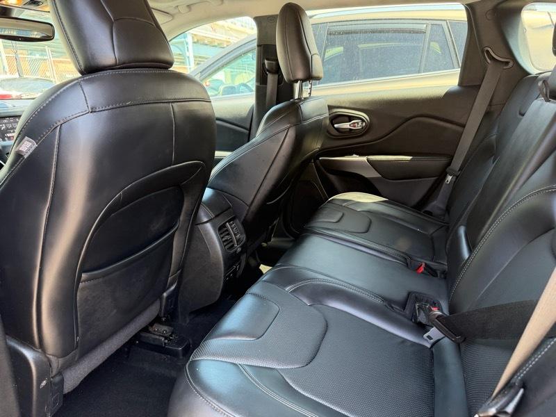 Jeep Cherokee Latitude Plus 4WD 2020