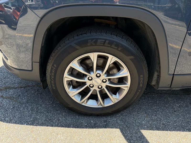 Jeep Cherokee Latitude Plus 4WD 2020