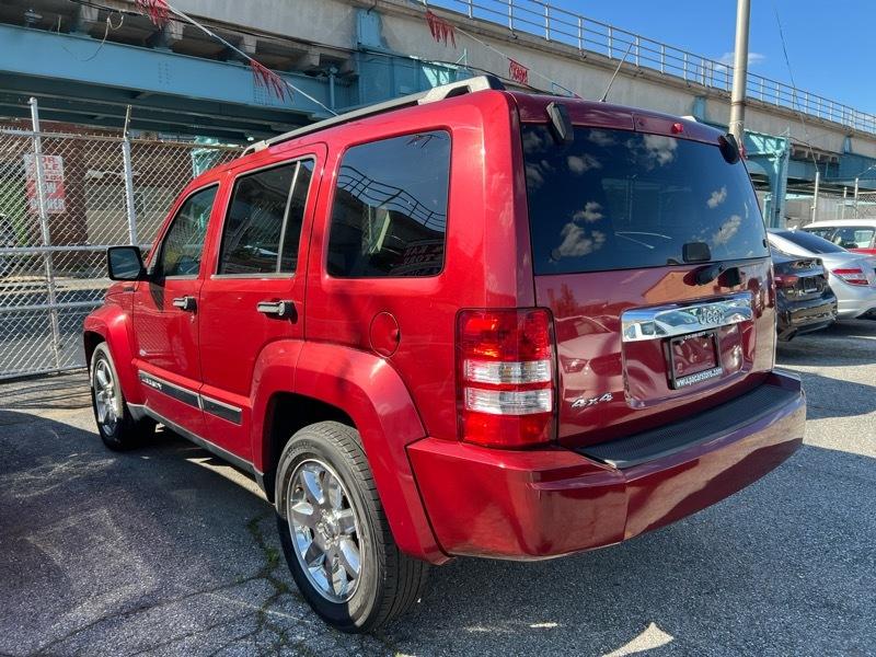 Jeep Liberty Sport 4WD 2012