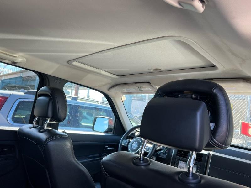 Jeep Liberty Sport 4WD 2012