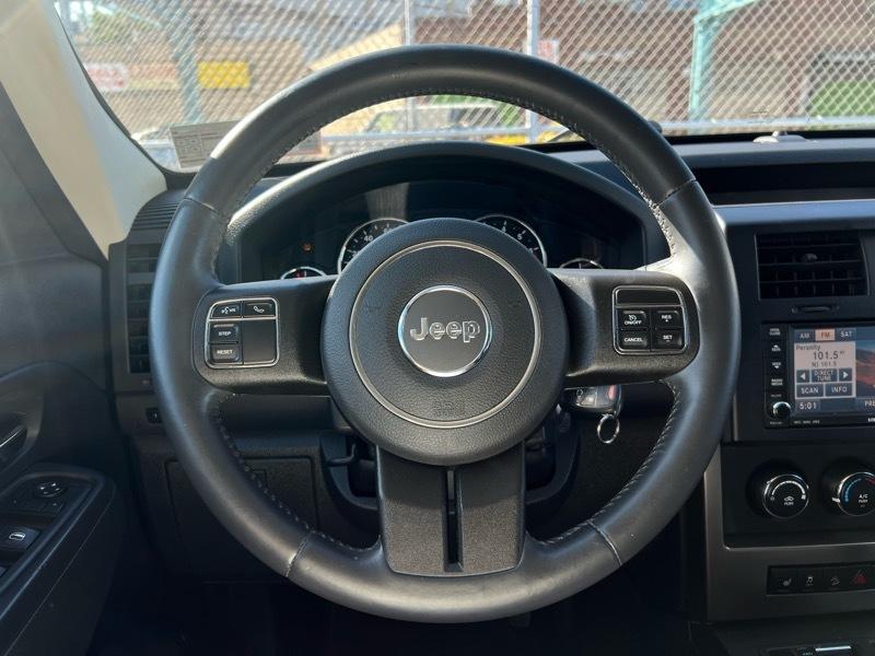 Jeep Liberty Sport 4WD 2012