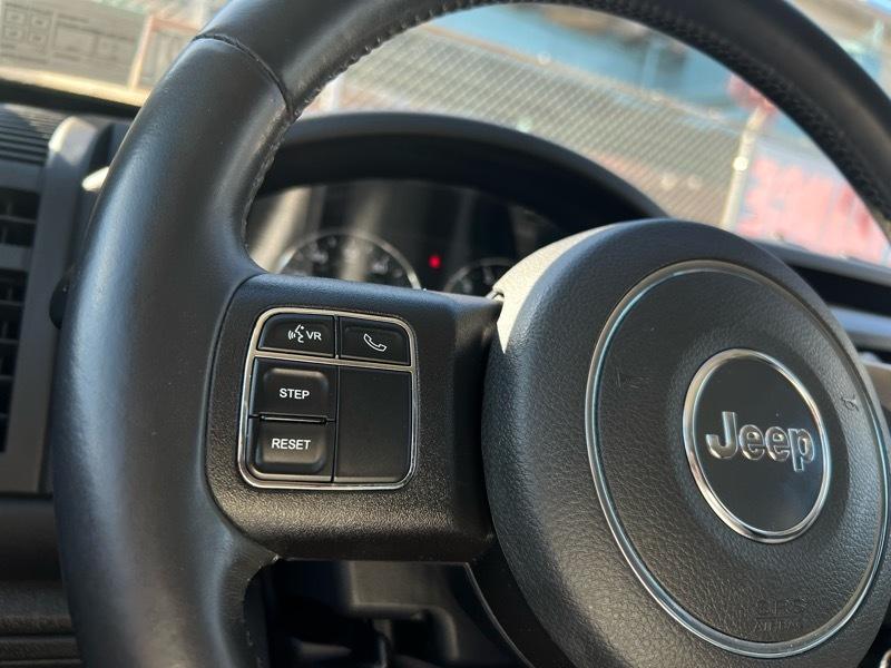 Jeep Liberty Sport 4WD 2012
