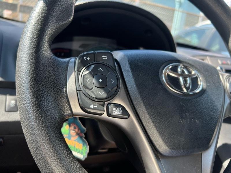 Toyota Venza LE I4 AWD 2013