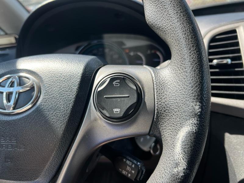 Toyota Venza LE I4 AWD 2013
