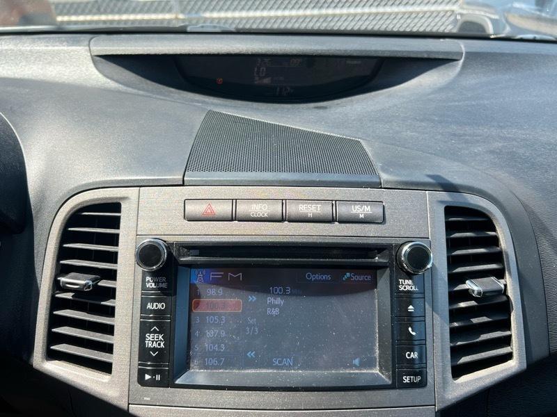Toyota Venza LE I4 AWD 2013