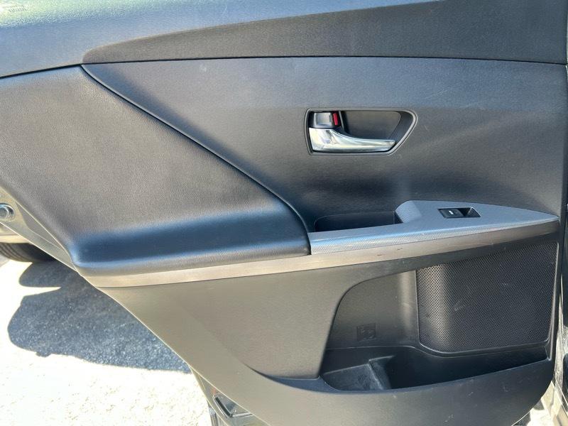 Toyota Venza LE I4 AWD 2013