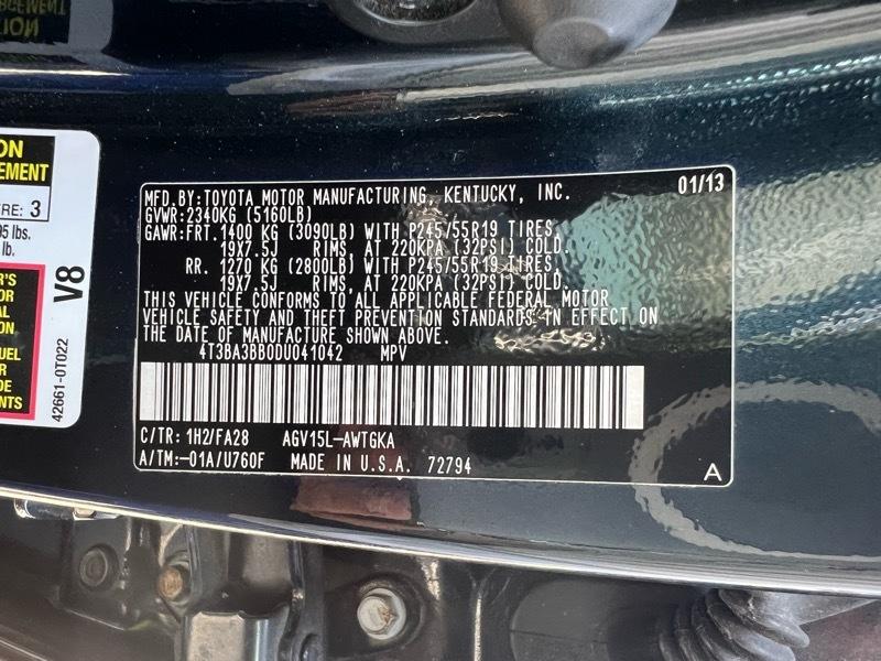 Toyota Venza LE I4 AWD 2013