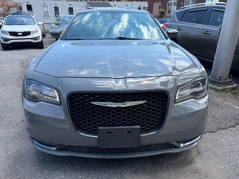 Chrysler 300 S V6 RWD 2019