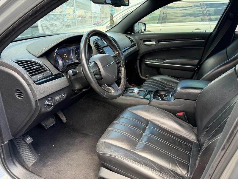 Chrysler 300 S V6 RWD 2019