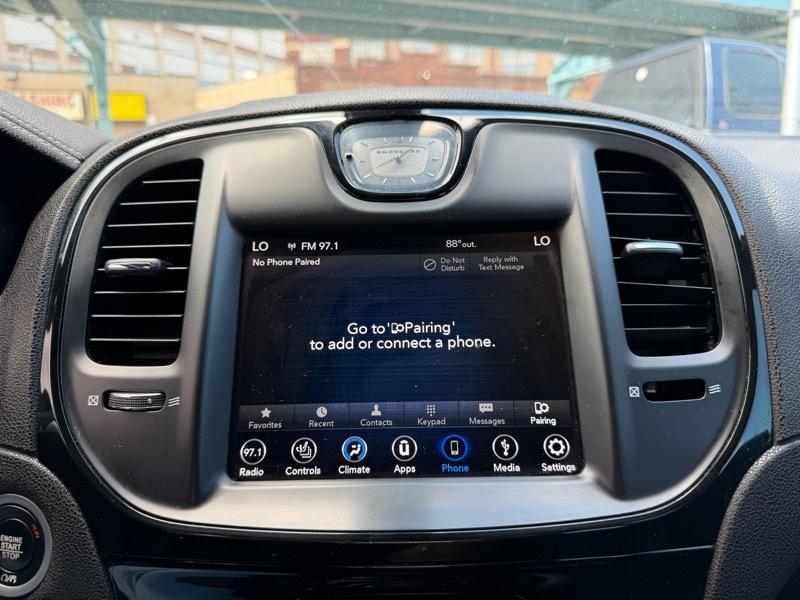 Chrysler 300 S V6 RWD 2019