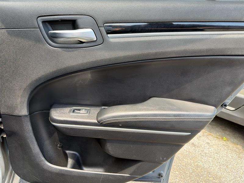 Chrysler 300 S V6 RWD 2019
