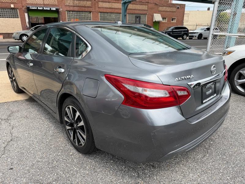 Nissan Altima 2.5 SV 2018