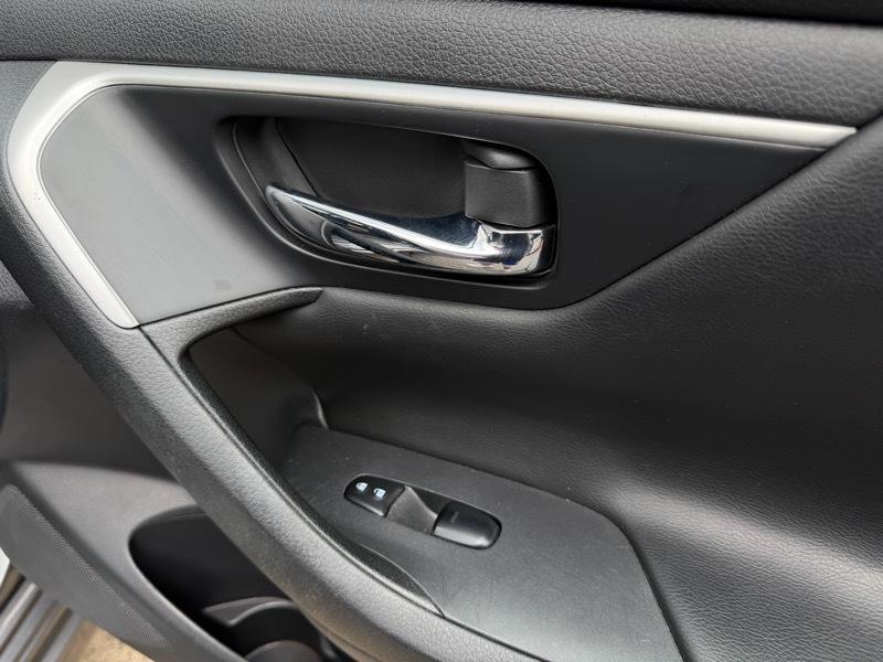 Nissan Altima 2.5 SV 2018