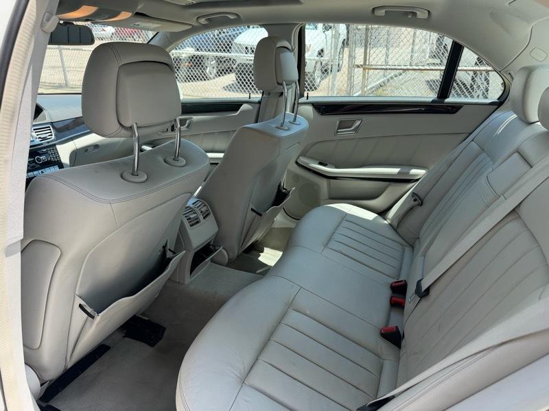 Mercedes-Benz E-Class E550 Sedan 4MATIC 2014