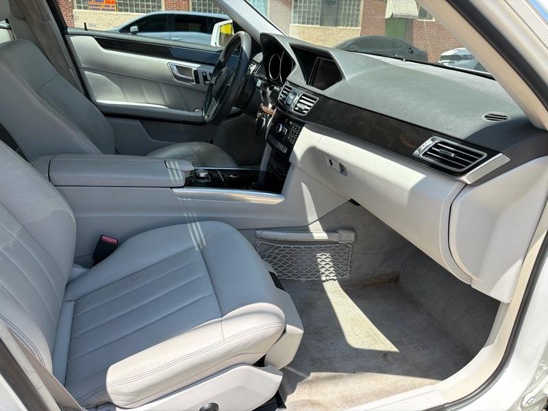 Mercedes-Benz E-Class E550 Sedan 4MATIC 2014