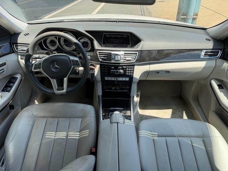 Mercedes-Benz E-Class E550 Sedan 4MATIC 2014