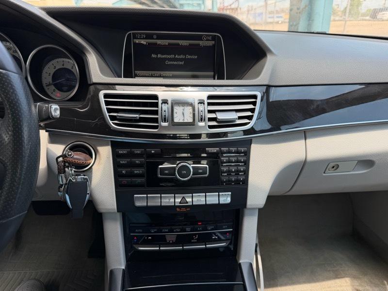 Mercedes-Benz E-Class E550 Sedan 4MATIC 2014