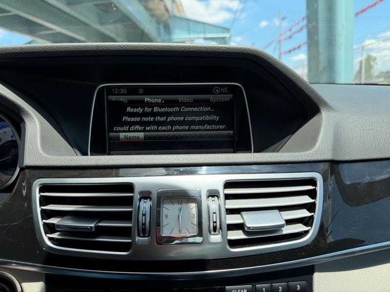 Mercedes-Benz E-Class E550 Sedan 4MATIC 2014