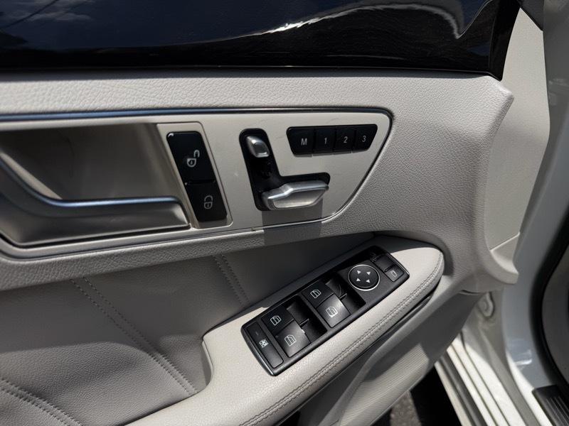 Mercedes-Benz E-Class E550 Sedan 4MATIC 2014