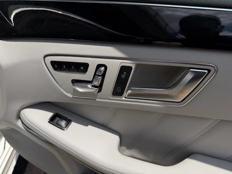 Mercedes-Benz E-Class E550 Sedan 4MATIC 2014