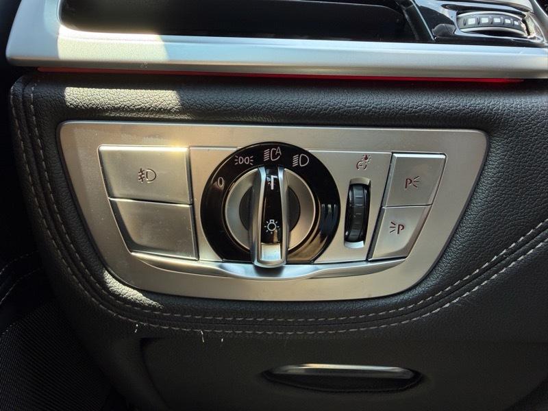 BMW 7-Series 740i 2019