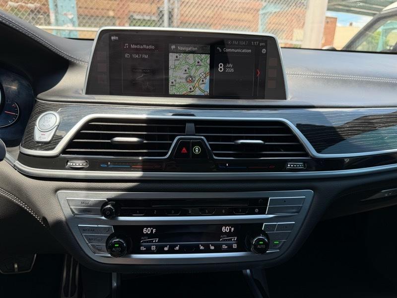 BMW 7-Series 740i 2019