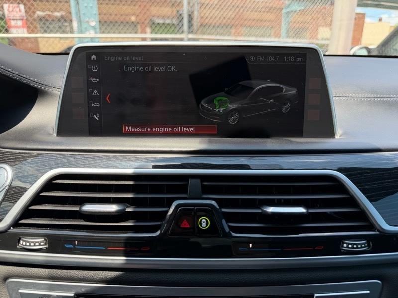 BMW 7-Series 740i 2019