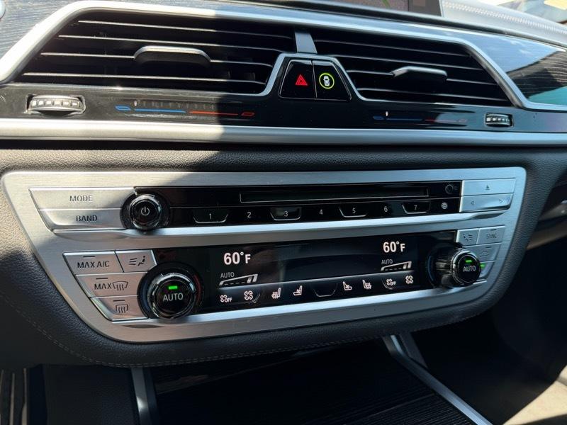 BMW 7-Series 740i 2019