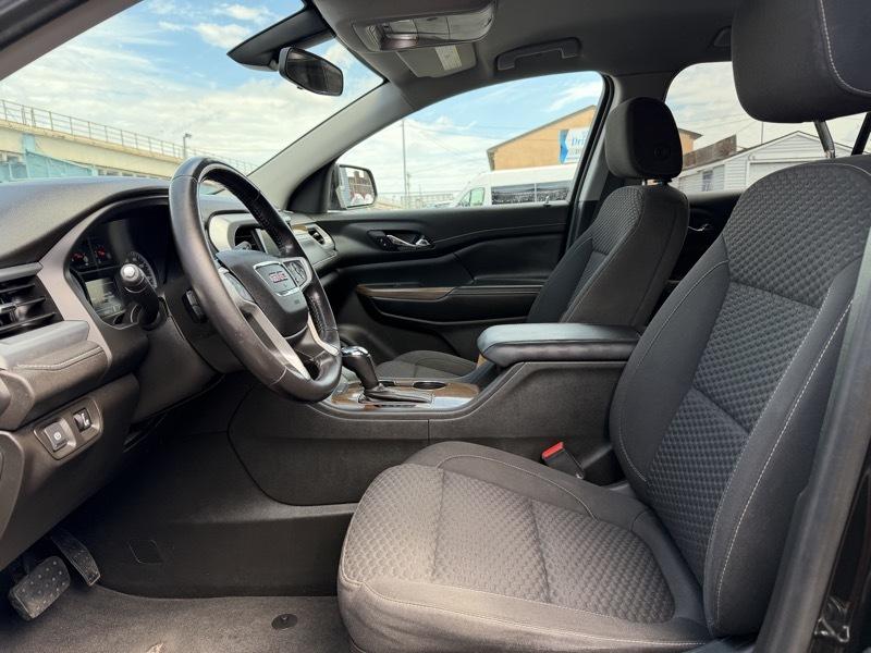 GMC Acadia SLE-1 FWD 2019