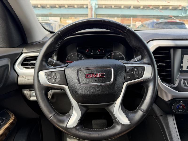 GMC Acadia SLE-1 FWD 2019