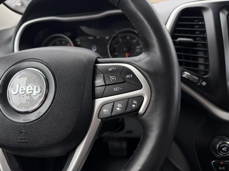 Jeep Cherokee Limited FWD 2016