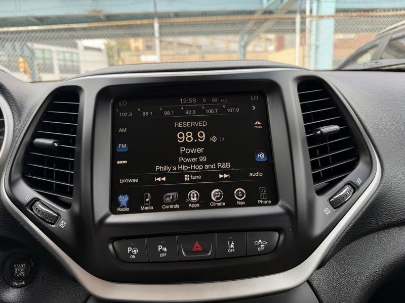 Jeep Cherokee Limited FWD 2016