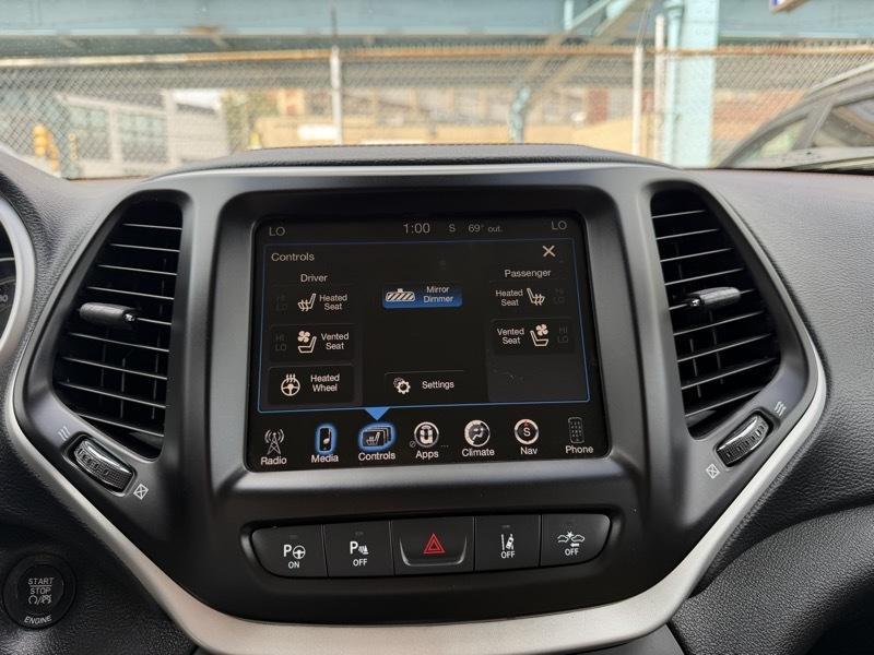 Jeep Cherokee Limited FWD 2016