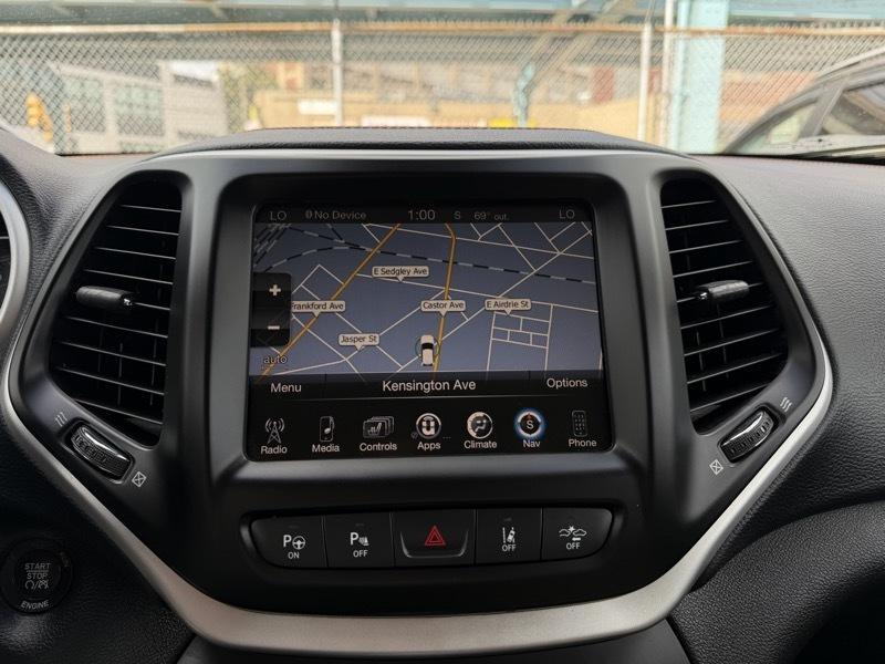 Jeep Cherokee Limited FWD 2016
