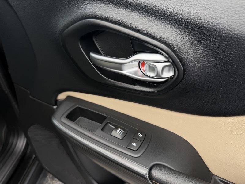 Jeep Cherokee Limited FWD 2016