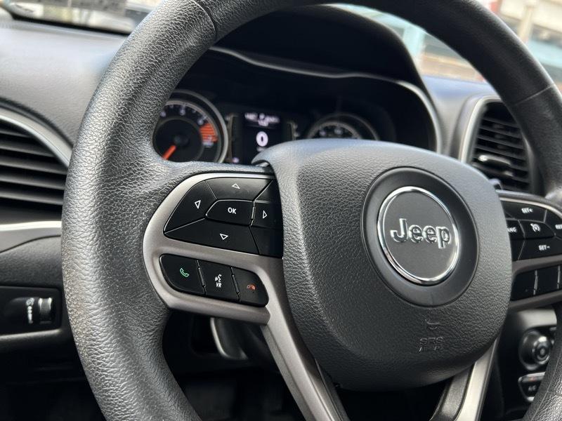 Jeep Cherokee Latitude FWD 2019