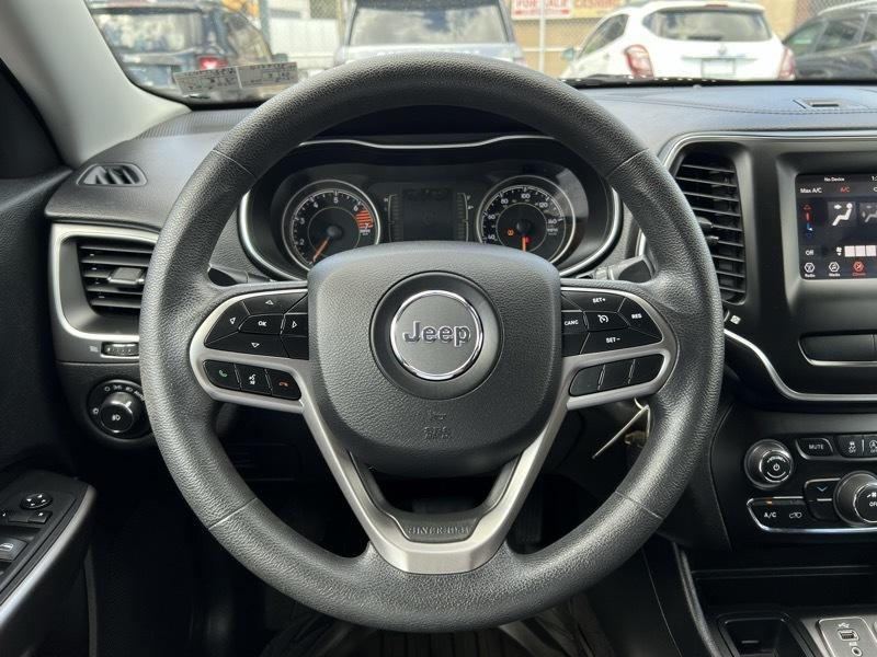 Jeep Cherokee Latitude FWD 2019