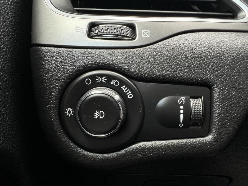 Jeep Cherokee Latitude FWD 2019