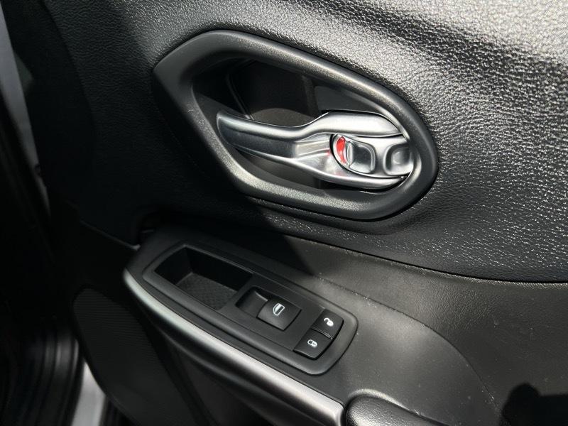 Jeep Cherokee Latitude FWD 2019